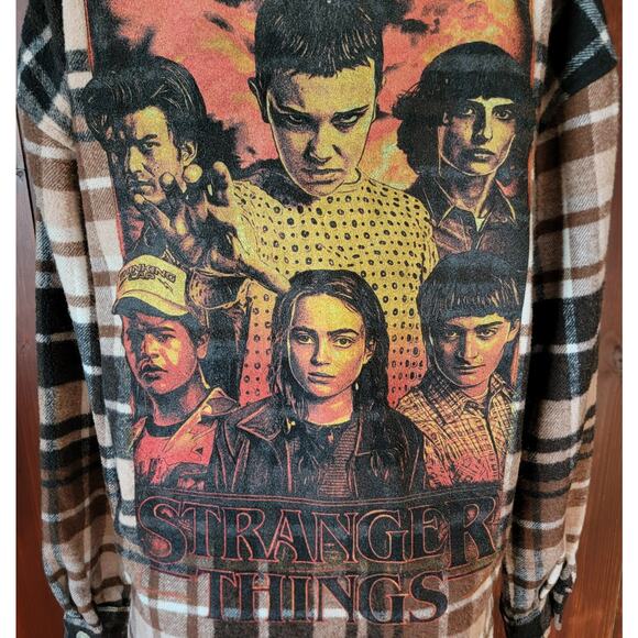 Stranger Things Women XS Flannel Button Up Oversized Logo Graphic Earth Tones - Picture 10 of 15